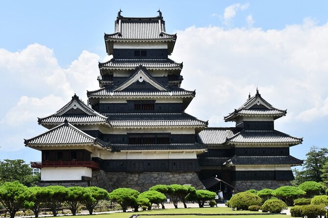 1-Day Tour from Nagano and Matsumoto Kamikochi & Matsumoto Castle - Why this Matsumoto and Kamikochi pairing works