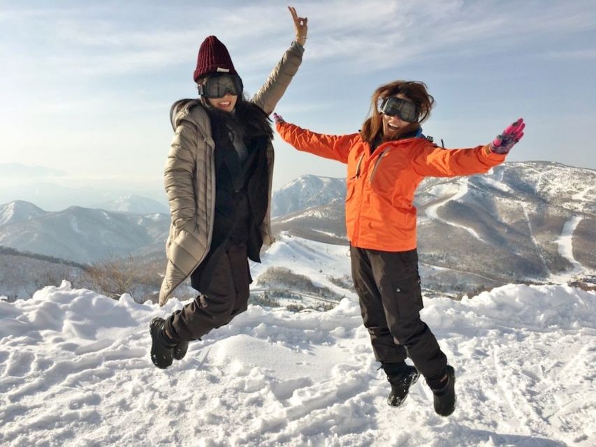 1 Day Tour: Snow Monkeys & Snow Fun in Shiga Kogen - A practical lunch beside the slopes