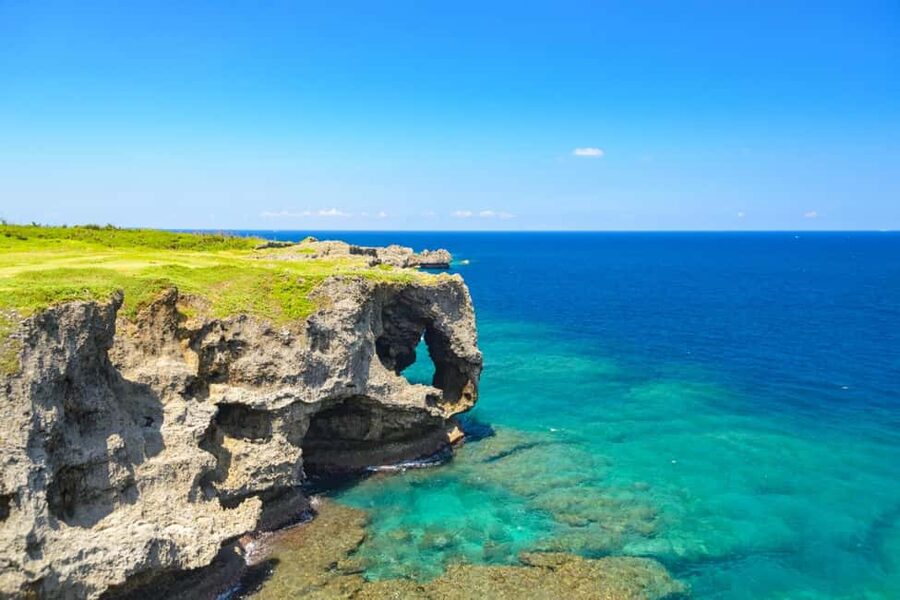 <1Dya Tour>Churaumi Aquarium, Cape Manzamo, American Village - What the audio guide can and cannot do