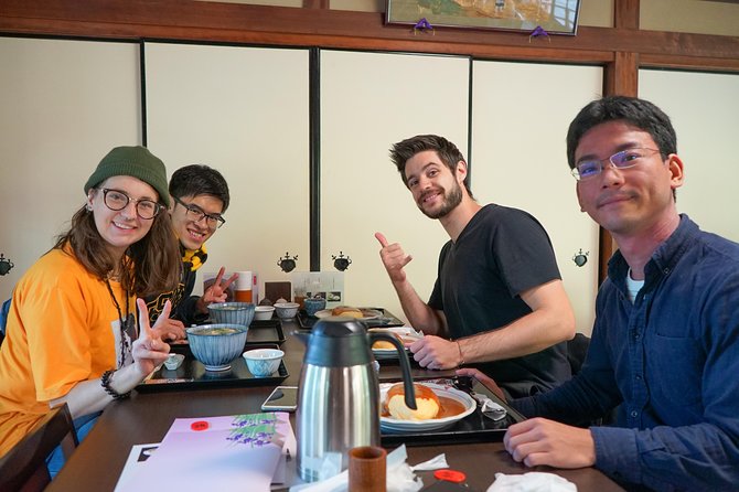 4.5-Hour Kyoto Bike Tour with Lunch and UNESCO Zen Temples - Kennin-ji: a quiet start in Gion