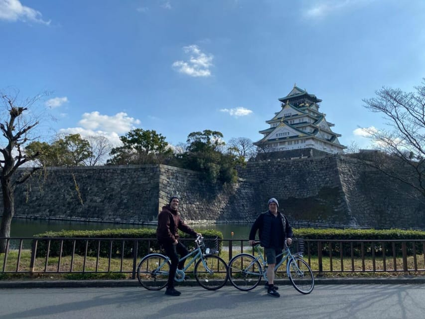 5-Hour Osaka Highlights Bike Tour with Lunch - Guides, pace, and the small-group advantage