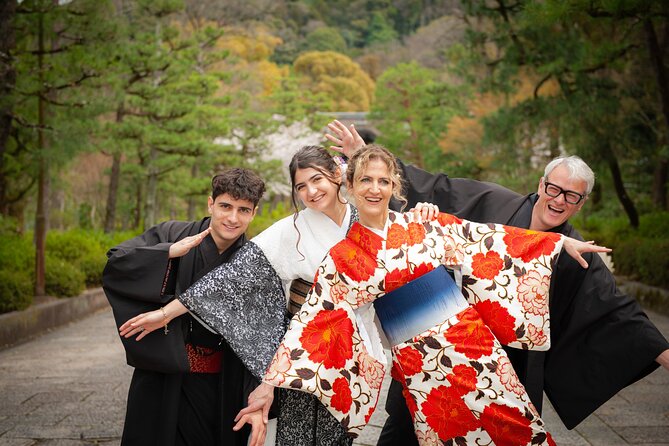 A Privately Guided Photoshoot in Beautiful Kyoto by a Pro - A Kyoto photo walk with a real sense of place