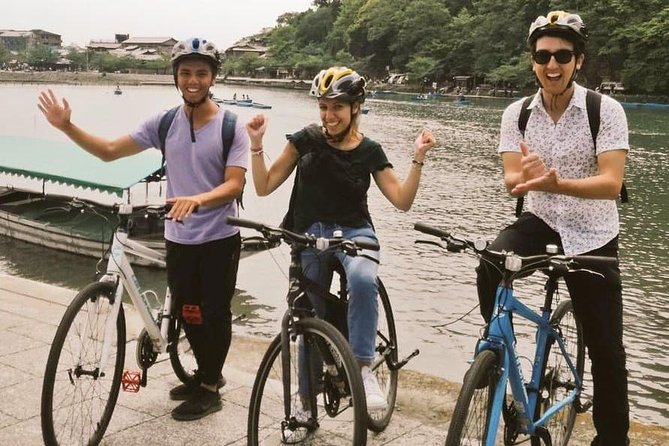 Afternoon Kyoto Bike Tour: Bamboo Forest, Monkeys & Hidden Spots - Iwatayama Monkey Park and the climb to the top