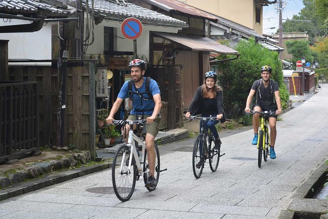Arashiyama Bamboo Forest & Hidden Gems Bike Tour (Early Bird) - The bamboo grove before the crowds