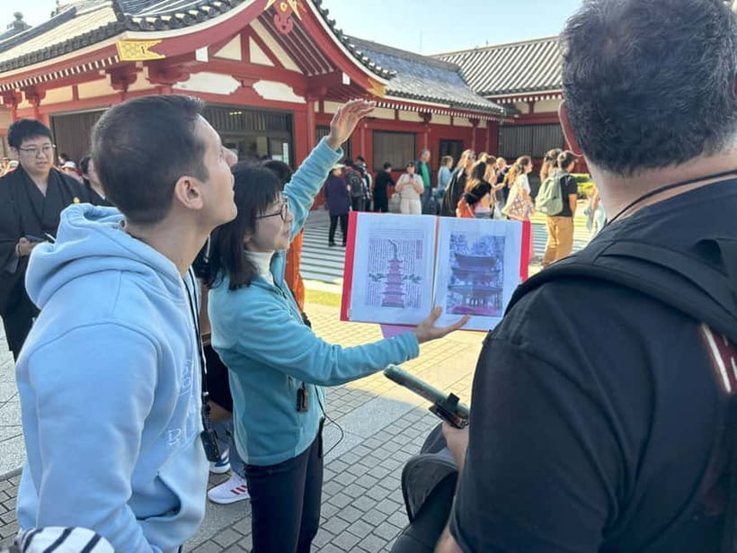 Asakusa: A Big-picture History Walk to Know Japan - Asakusa in two hours, with Japan as the subject