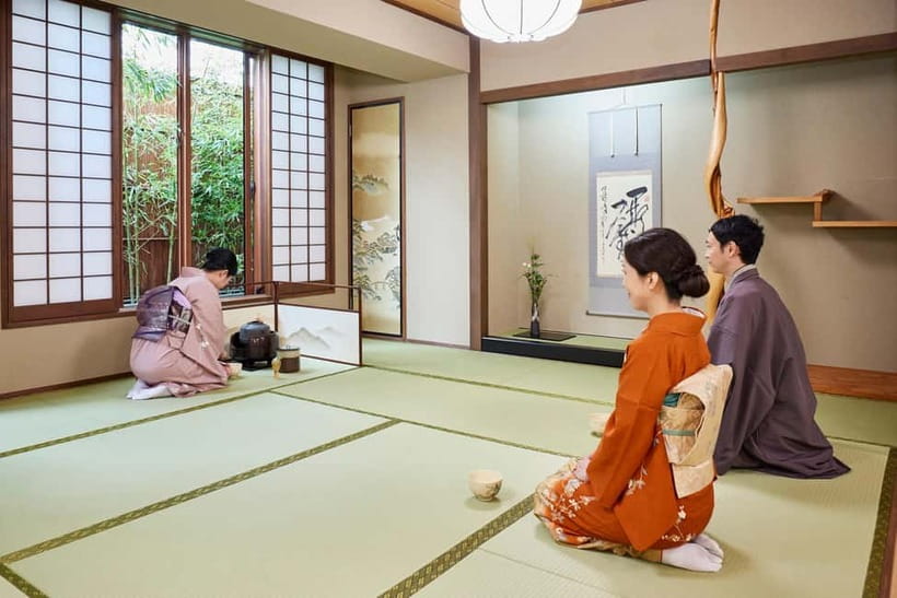 Asakusa: Kimono Tea Ceremony with Matcha and Sweet - Choosing a Kimono in Asakusa