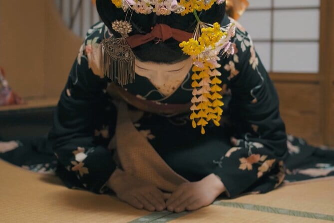 Authentic Kyoto Gion Geisha/Maiko Cultural Experience - The dance, music, and question session