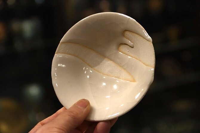 Authentic Pure Gold Kintsugi Workshop with Master Taku in Tokyo - Why the instructors matter