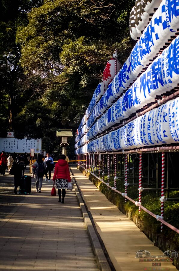 Awesome Private Tour: Tsukiji, Asakusa, Shinjuku, Shibuya - Omoide Yokocho and Golden Gai reveal a smaller Shinjuku