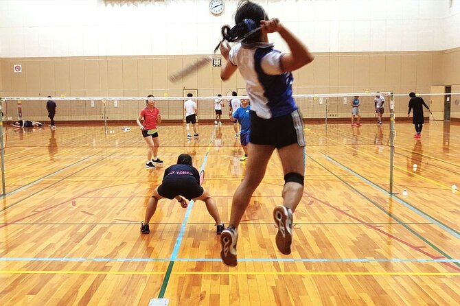 Badminton in Osaka & Kyoto with Locals! - Arriving at a Japanese gym