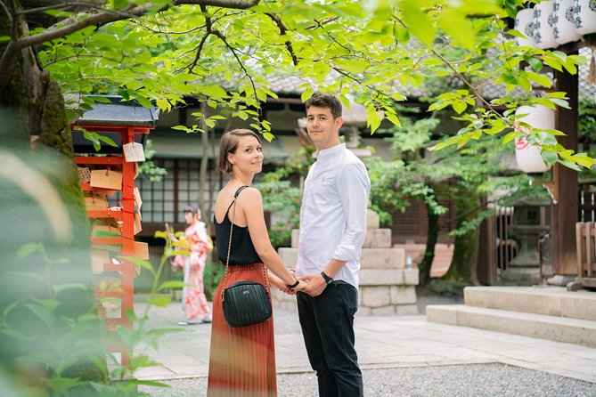 Beautiful Photography Tour in Kyoto - Hanami-koji: Kyoto Style Without a Studio Backdrop