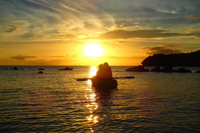 Beautiful sunset kayak tour in Okinawa - Clear instruction helps first-time paddlers