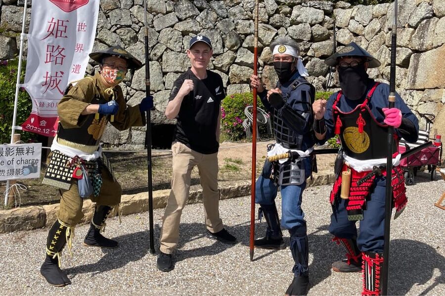Best of Himeji Castle: 3hr Tour with Licensed Guide - Meeting at Himeji Station or Sakuramon-bashi Bridge