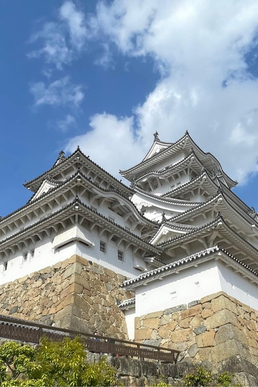 Best of Himeji Castle: 3hr Tour with Licensed Guide - Entering the Castle Without Losing Time in Line