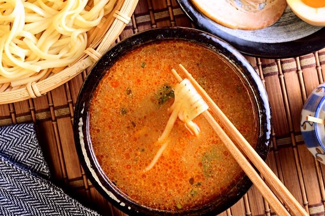Best of Hiroshima Food Tour - Why a small group matters here