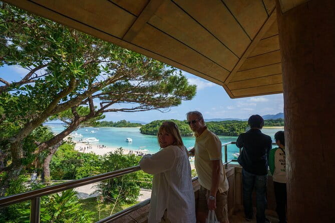【Customizable】Ishigaki Private Tour -Up to 4 People, Flat Rate- - Kabira Bay and the glass-bottom boat