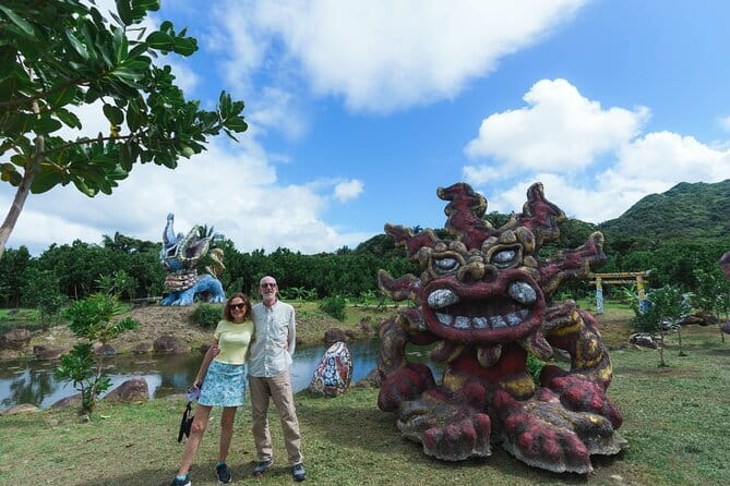 【Customizable】Ishigaki Private Tour -Up to 4 People, Flat Rate- - Small local stops for juice, pottery, and shopping