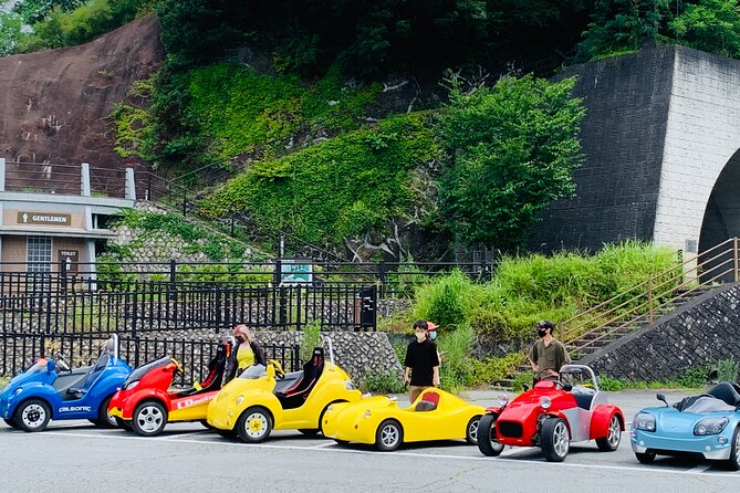 Cute & Fun E-Car tour following guide around Lake Kawaguchiko - A shrine, quiet neighborhood, and local atmosphere