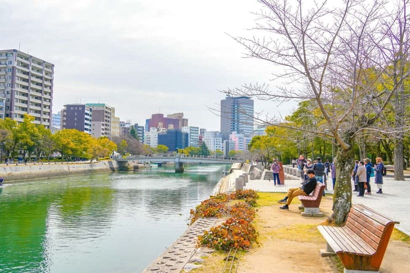 Day Trip to Hiroshima & Miyajima with Itsukushima Shrine - The return ferry and the shift to Hiroshima