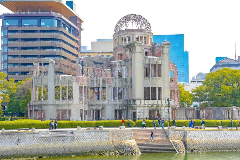 Day Trip to Hiroshima & Miyajima with Itsukushima Shrine - Transport, timing, and the two meeting points
