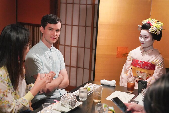 Dinner with Maiko in a Traditional Kyoto Style Restaurant Tour - The dance, games, and atmosphere