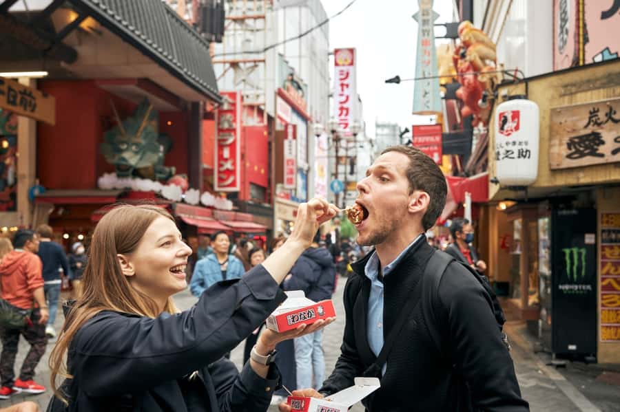 Eat Like a Local in Osaka – Private Custom Street Food Tour - Okonomiyaki and Osaka’s comfort-food tradition