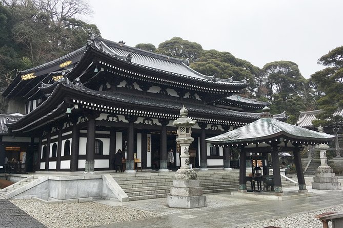 Exciting Kamakura - One Day Tour from Tokyo - Meeting your guide in Tokyo at 9:00 a.m.