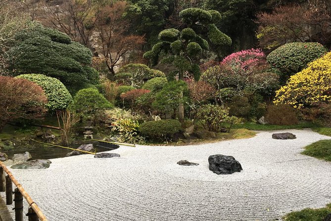 Exciting Kamakura - One Day Tour from Tokyo - Tsurugaoka Hachimangu and Kamakura’s warrior past
