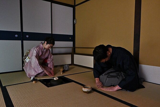 Experience a tea ceremony in an authentic tearoom, in Kyoto! - Sitting comfortably in the traditional room