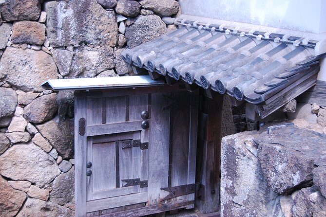Explore Himeji Castle a Guided Walking Tour - Who will enjoy this Himeji tour most?