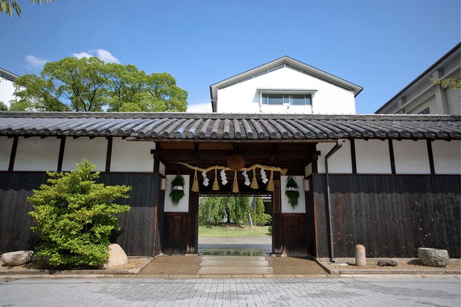 Exploring Nada Sake Breweries Kobe Private Tour with Government-Licensed Guide - Hakutakarokusuien and the sake culture around it