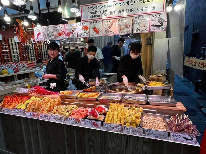 Food crawl: Discover Osaka’s soul with every step! - Meeting local people without forcing the moment