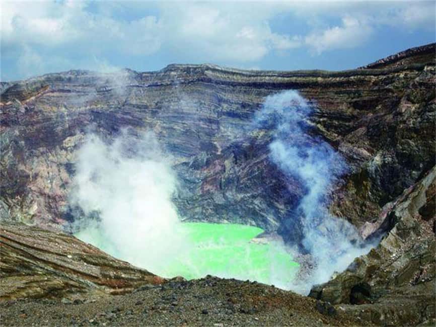 From Fukuoka: Mount Aso, Kurokawa Onsen, and Shrine Tour - Key points to know before booking
