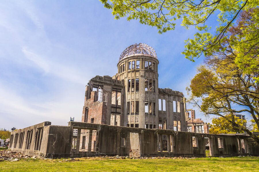 From Hiroshima: Hiroshima & Miyajima 1 Day Tour with Lunch - Itsukushima Shrine and the red gate