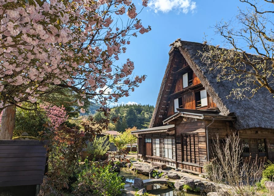 From Kanazawa: Shirakawa-go, Gokayama and Wood Carving Art - Zuisenji Temple and its remarkable wooden animals