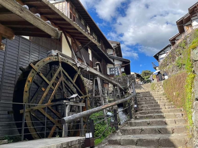 From Nagoya: Inuyama Castle, Ena Gorge, Magome, Tsumago Tour - What the bus service is really worth