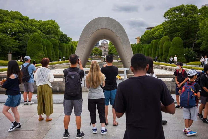 From Osaka: Hiroshima and Miyajima Day Trip by Bullet Train - Miyajima and the Itsukushima Shrine