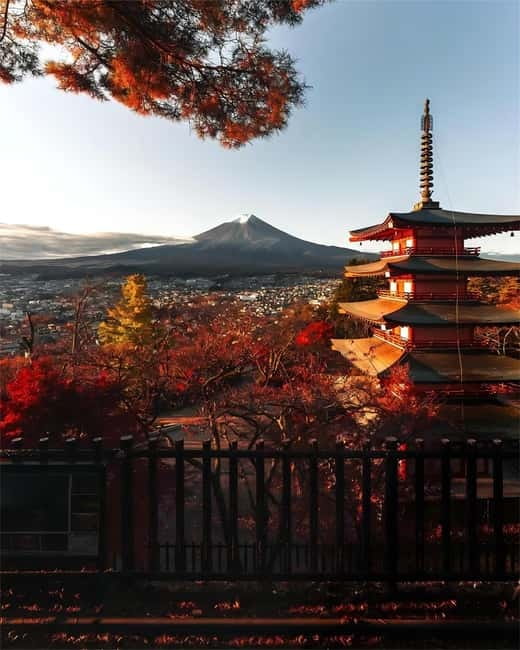 From Tokyo: Mt Fuji, Arakurayama and Kawaguchi Lake Day Trip - Arakurayama Sengen Park and the 397-step climb