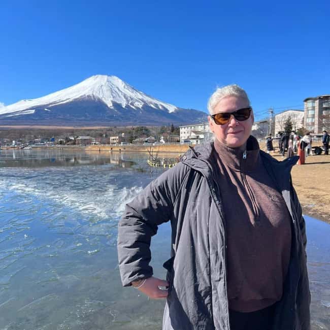 From Tokyo: Mt Fuji Private Day Tour In Luxury Land Cruiser - Hakone Ropeway and Gotemba Outlets