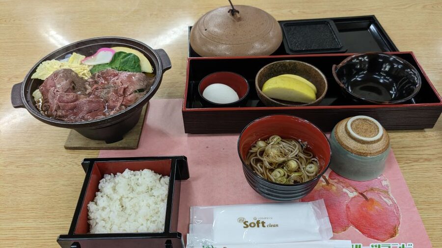 From Tokyo: Snow Monkey 1 Day Tour with Beef Sukiyaki Lunch - Who should book this day trip
