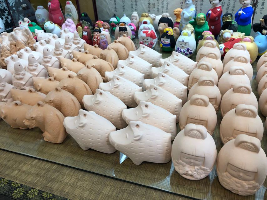 Fukuoka: Hakata Doll Painting Experience - A calm activity for a rainy Fukuoka morning