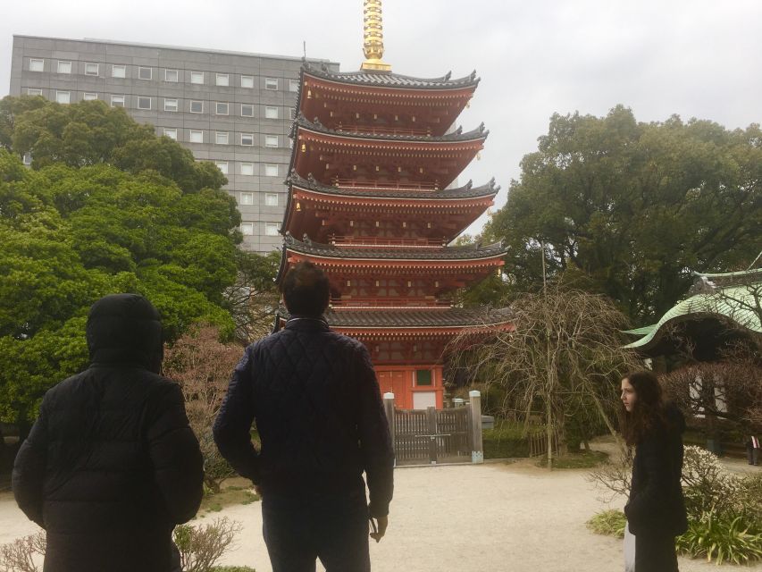 Fukuoka: Private Walking Tour with Local Guide - Who should book this Fukuoka tour?