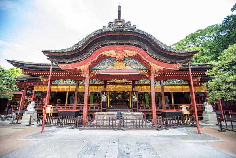 Fukuoka: Yufuin & Beppu Day Tour (Dazaifu / Brewery Options) - Mount Yufu and the approach to Yufuin