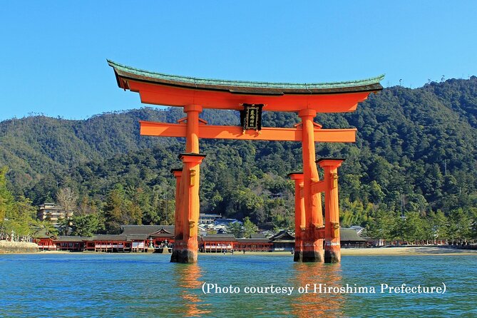 Full Day Hiroshima and Miyajima Bus Tour from Hiroshima - Guides, group size, and the quality of the commentary