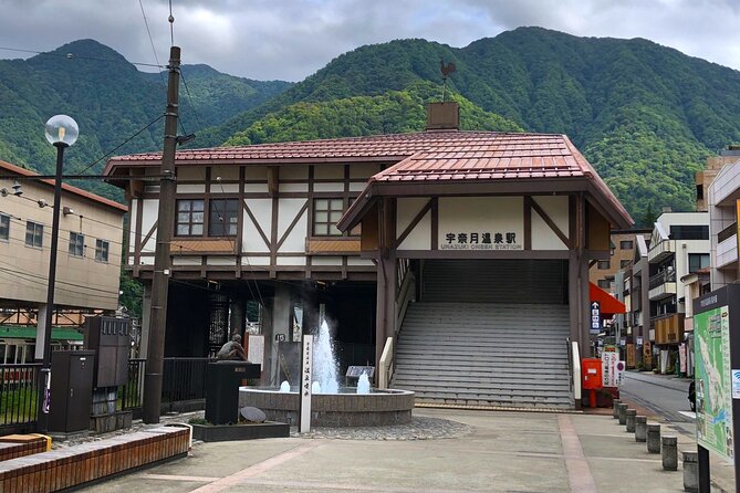 Full Day Tour to Kurobe Gorge and Unazuki Onsen from Kanazawa - What the $252.90 price includes