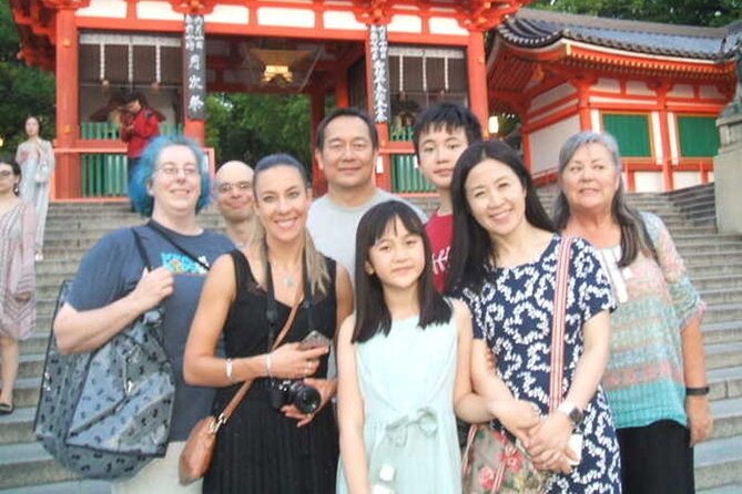 Gion and Fushimi Inari Shrine Kyoto Highlights with Government-Licensed Guide - Who should book this walking tour