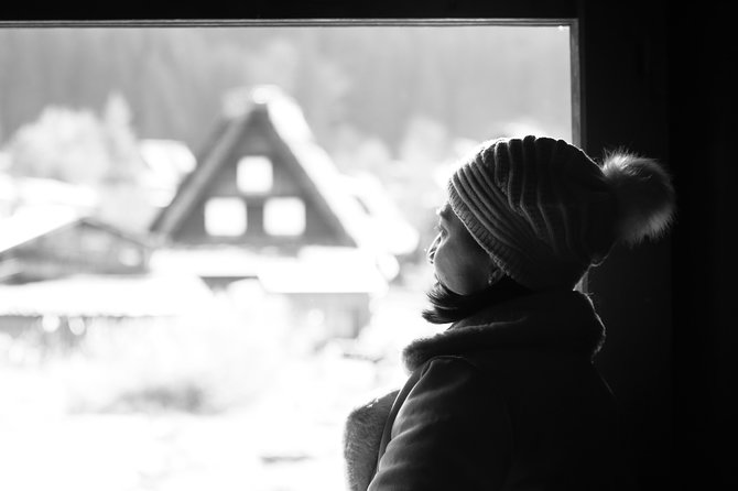 Gokayama and Shirakawago/Photoshoot by professional photographer - Ogimachi Castle Old Site Observatory