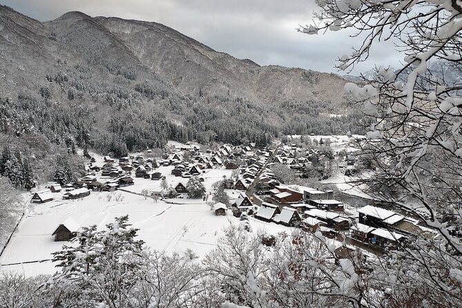 Gokayama and Shirakawago/Photoshoot by professional photographer - Who will get the most from this experience