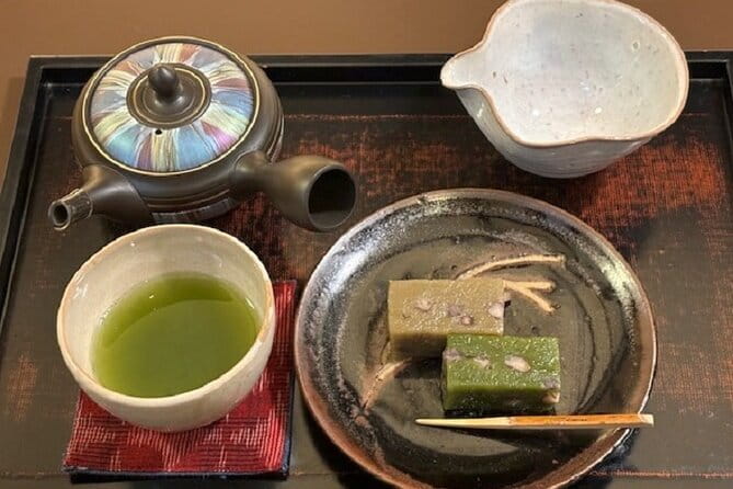 Hakata Old Town Walking Tour Tracing the True History of Fukuoka - Jotenji Temple and the first look at old Hakata