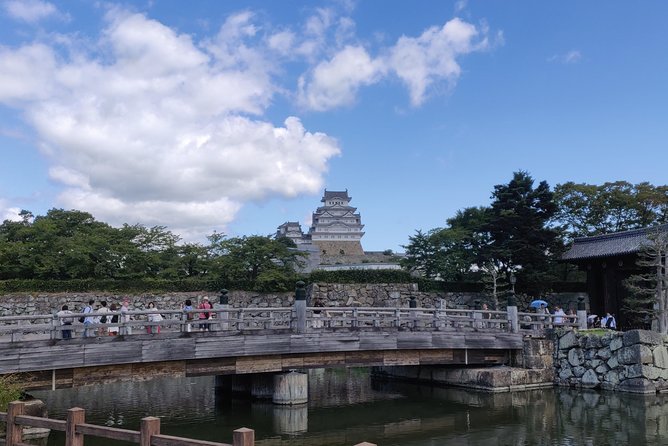 Half-day Himeji Castle Town Bike Tour with Lunch - Tamatsubaki and the old castle-town flavor